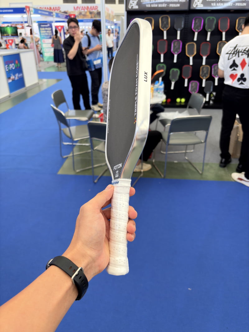 Vợt Pickleball Foton Lux Elite – Carbon Toray, Lõi 3 Lớp, Vợt Cao Cấp Giảm Rung, Tăng Sức Mạnh 